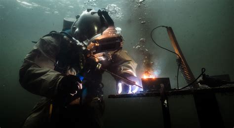 Navigating the Depths: How Underwayer Magic Sealant Simplifies Underwater Inspections